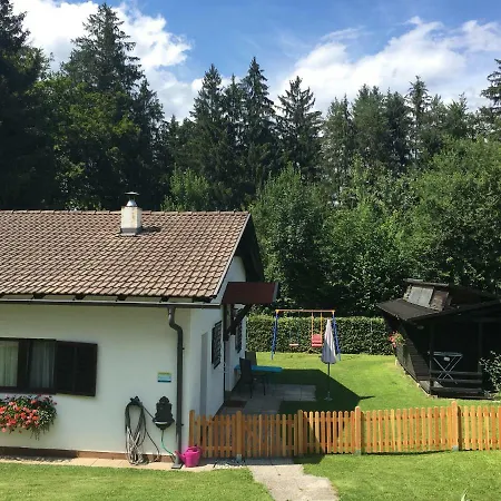 Ferienbungalow Weber 別荘 *